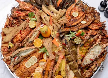The Villa Seafood Restaurant- مطعم ذا فيلا للمأكولات البحرية