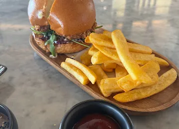 Third Avenue Restaurant And Cafe
