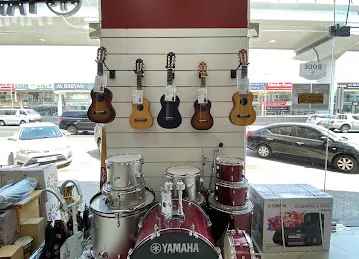 Thomsun Yamaha Showroom