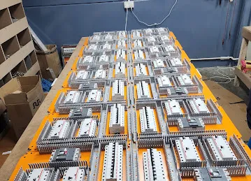 Three Phase Elect Switch Gear Maint