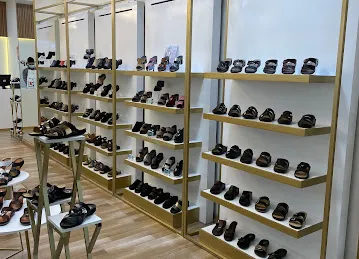Tip Top Shoes, Shop No. 11A, Ground Floor.