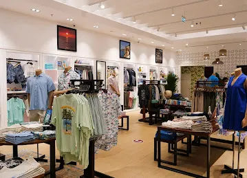 Tommy Bahama