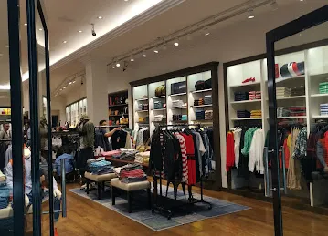 Tommy Hilfiger Outlet