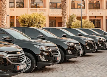 TOP CLASS LIMO TRANSPORTATION VIA LUXIRIOUS CARS