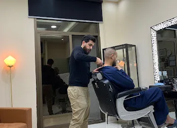 Top Up Gents Saloon