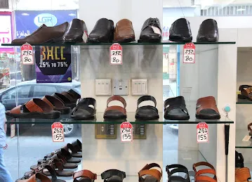 TOSCANA STAR SHOE TRADING LLC