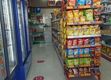 Tot and rman fruit and vegetables shop