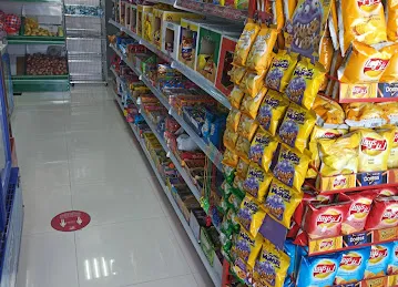 Tot and rman fruit and vegetables shop