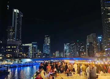 Tour Dubai Marina Dhow Cruises