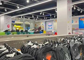 Toys R Us