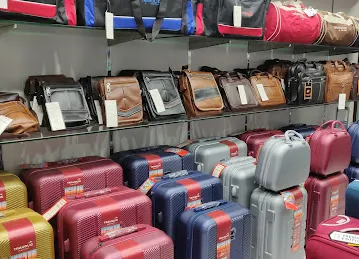 TRAVOLIC BAGS TRADING L.L.C