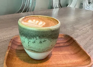 Trois Coffee Shop