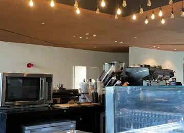 Trois Specialty coffee (Axiom town)