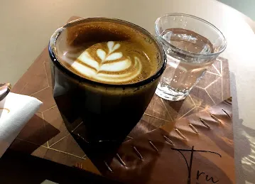 TRU BOUTIQUE CAFÈ