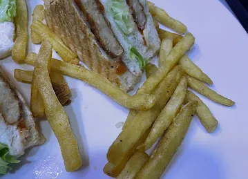 تشيكيت Chicket - Broasted Chicken
