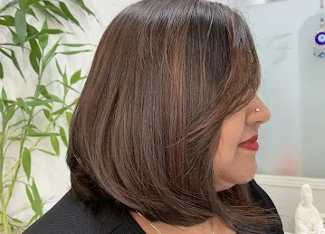 Turrning Heads - Beauty Salon | Hair Salon | Nail Salon