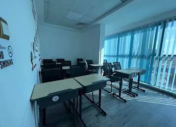 U-Shine Training Institute 优盛教育培训学院