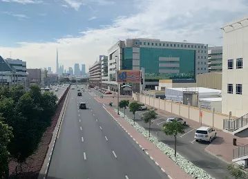Umm Hurair, Road 1-2