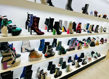 United Nude