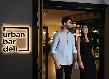 Urban Deli - Restaurant and Bar