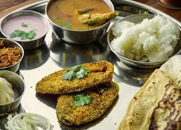 Urban Palace Cafeteria - Authentic Maharashtrian Malwani Cuisine