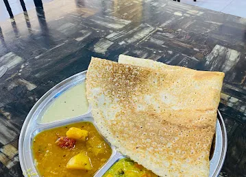 Usthad Hotel Ali Naser Restaurant & Cafeteria