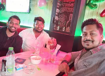 V Sports Bar
