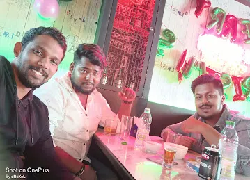 V Sports Bar