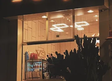V8 CAFE Al Shahama