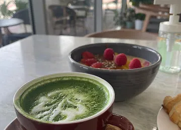 Vanilla Sukkar Cafe