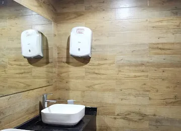 Vazhiyoram Restaurant Sanayya M45