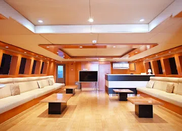 Venus Yachts & Boats Rentals Dubai