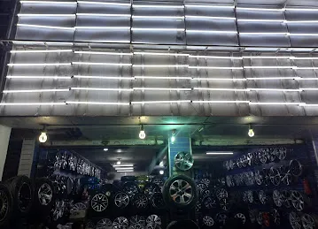 Virginia Tyres & Rings
