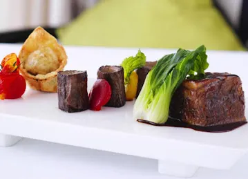 Voi Restaurant