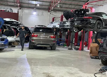 VOLVO REPAIR-SHOP PACIFIC AUTO SERVICES