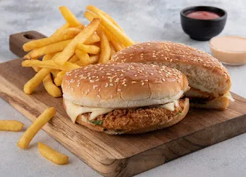 WARAQ AL SHAY CAFETERIA