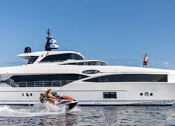 Wazhir Yachts - Yacht Charter Dubai