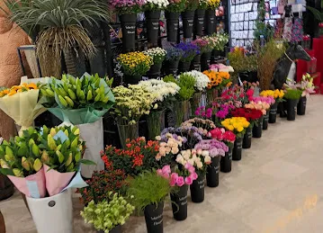 We Flowers - Jumeirah Golf Estate Branch