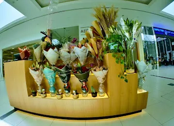 We Flowers LLC - Marina Mall