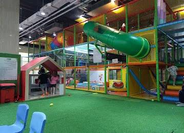 Wheeplay