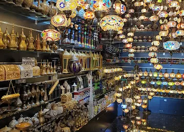 WHITE KING GIFT TRADING L.L.C