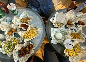 Wingstop Baysquare