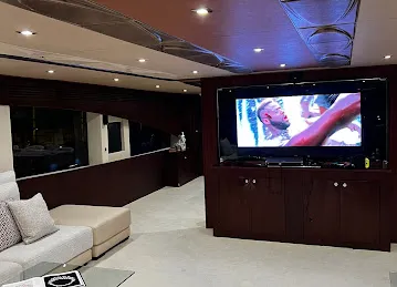 Xclusive Yachts - Dubai Harbour
