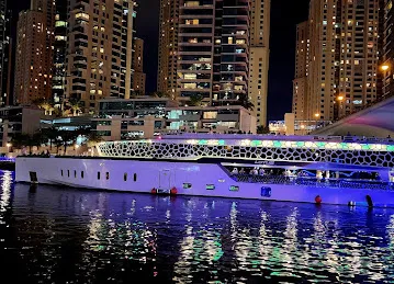 Yacht Charter Max