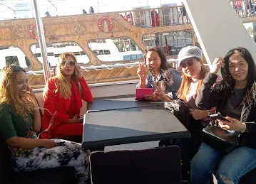 Yacht Rental Dubai - Rentyachts