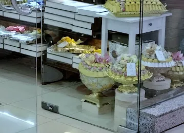 Yamal Al Sham Sweets & Roastery
