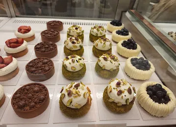 Yann Couvreur Pâtisserie - Dubai | One Central