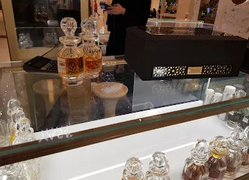 Yas Perfumes