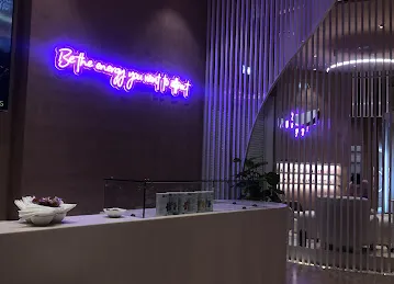 Yasmin Beauty Lounge