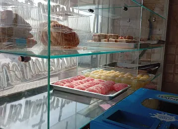 Yasmin Sweets & Restaurant